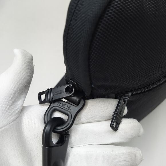 Tumi 2Way Balistic Black Nylon Alpha Computer Briefcase Business Crossbody Bag - Picture 15 of 16